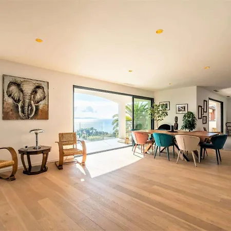 Villa Villa Ajaccio, 8 Pieces, 14 Personnes - Fr-1-61-570 *