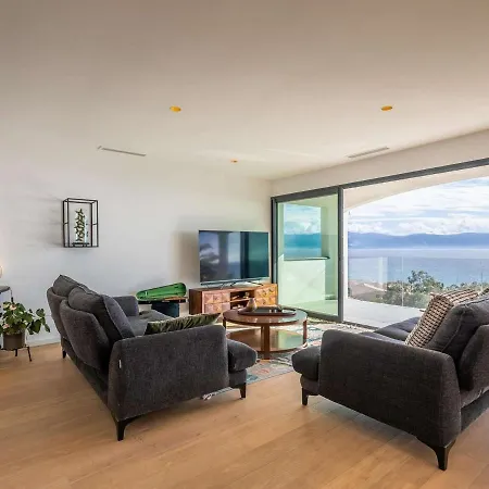 Villa Villa Ajaccio, 8 Pieces, 14 Personnes - Fr-1-61-570 *